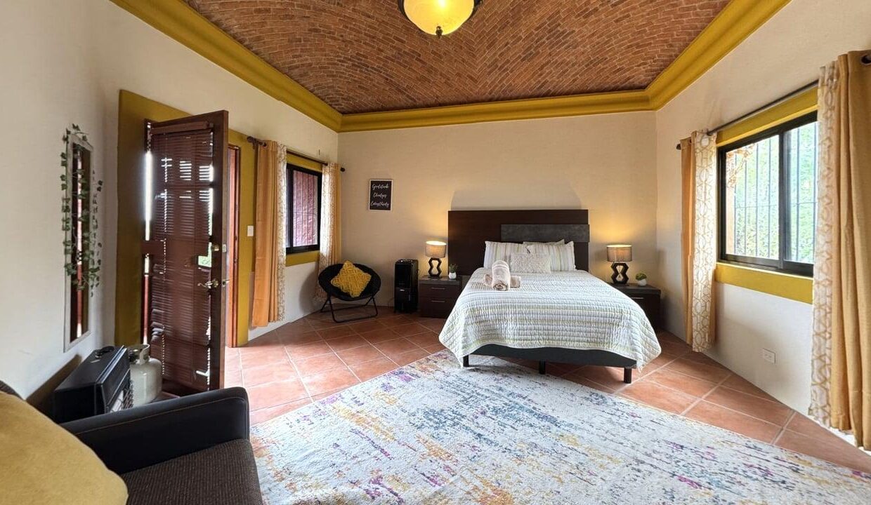 Casa-de-la-Via-Bedroom 1