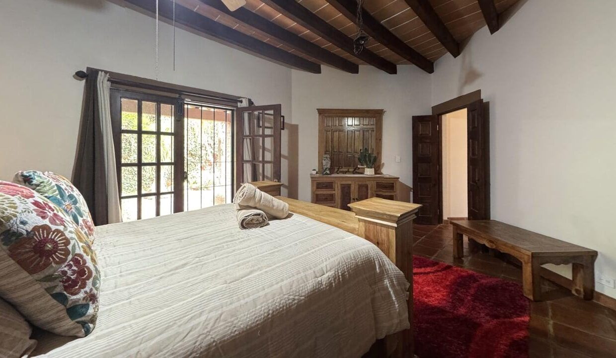 Casa-de-la-Via-Bedroom