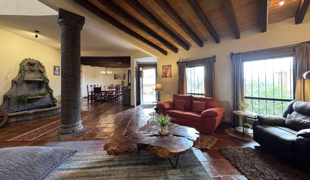 Casa-de-la-Via-Living-Room 4